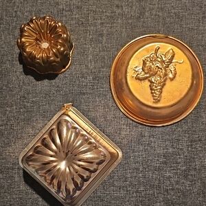 Vintage 3 Copper Molds Set Kitchen Home Decor Grapes Art  Mid Century Wall Tin
